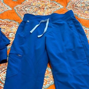 Brand new without tags Figs jogger scrub bottoms
